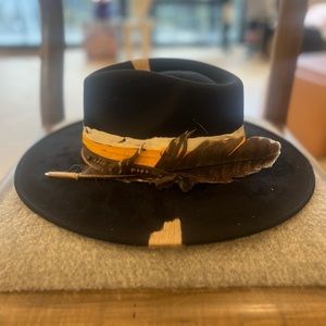 ATOUSA G Yarn Embroidery Feather Hat